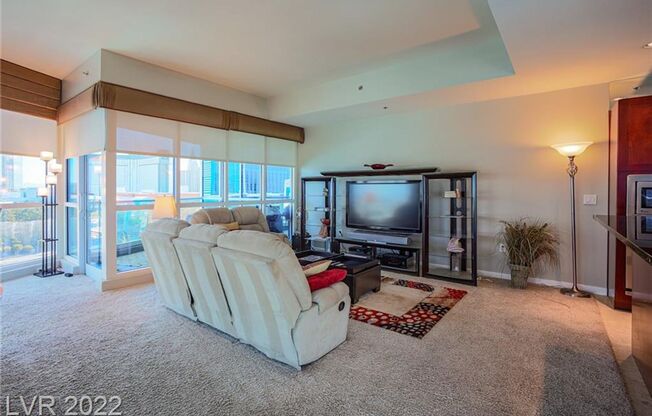 2 beds, 2 baths, $4,250, Unit # 1112