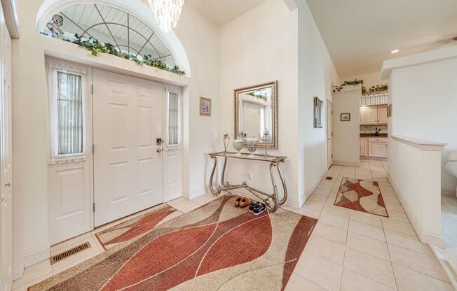 NEW LISTING-3 bedroom, 3 bathroom condo FOR RENT AUGUST 1st, 2025