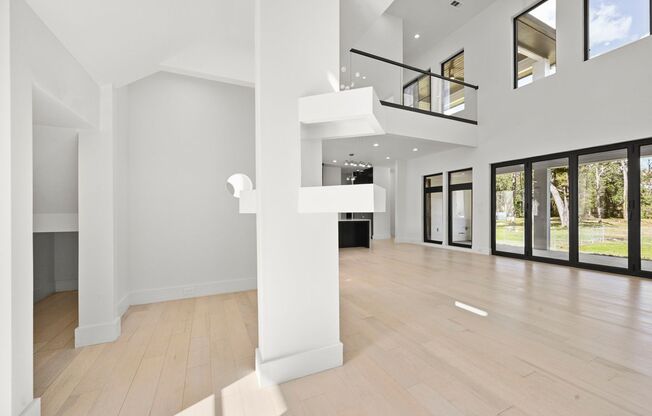 Luxury 5-Bedroom Home on 5 Acres | Pet-Friendly | Flexible Lease Terms