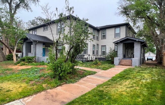 Studio, 1 bath, 400 sqft, $995, Unit 1213 - 21