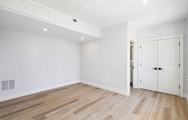 1 bed, 1 bath, 475 sqft, $1,875, Unit 08