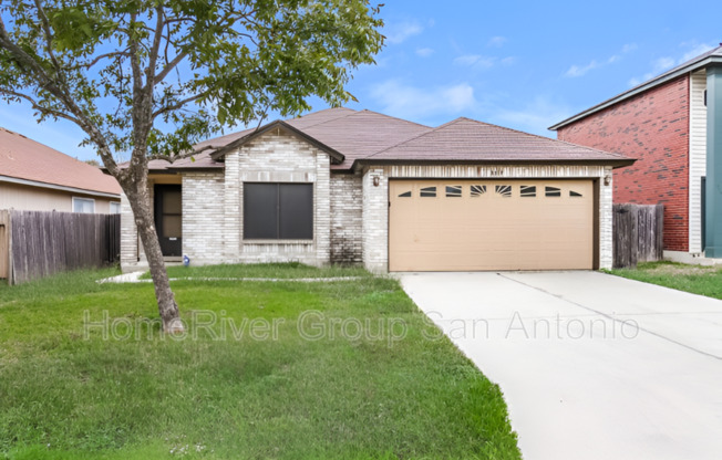 8019 CHESTNUT CEDAR DR