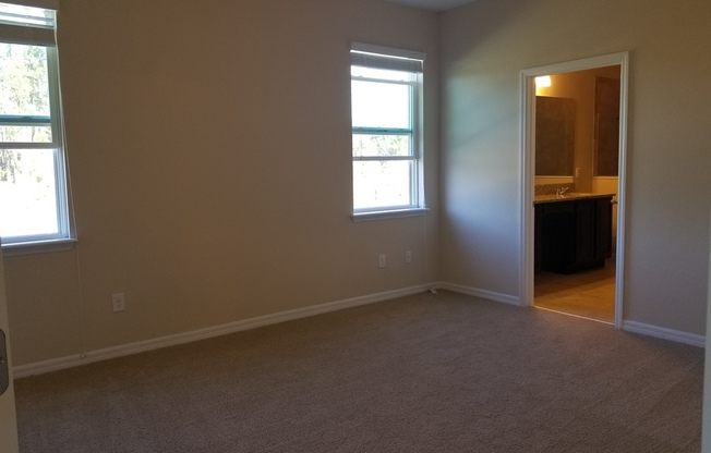 3 beds, 2 baths, $2,200