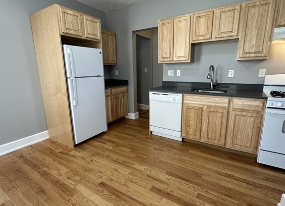 3 beds, 1 bath, 1,145 sqft, $3,418, Unit 1