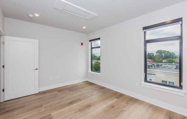 1 bed, 1 bath, 874 sqft, $2,900, Unit Apt # 212