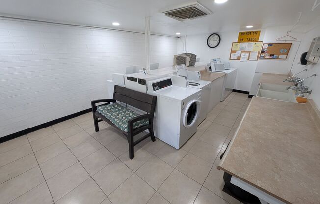 2 beds, 1 bath, $1,550, Unit Unit 303A
