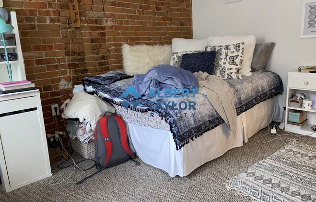 486 Massachusetts Ave 03