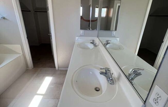 Beautiful 4 Bedroom 2 1/2 Bath Home!!! Property Ready for MOVE IN!!!