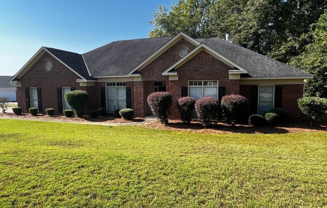 Home Located in Midland GA!