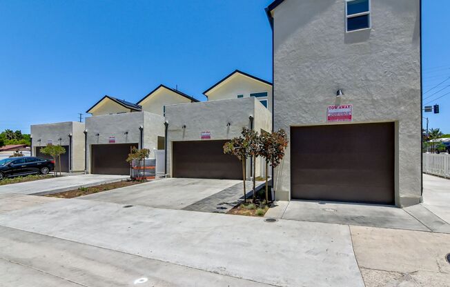 Division & Highland Rowhomes