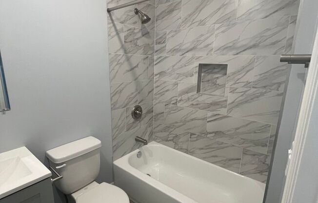 Studio, 1 bath, 275 sqft, $1,700