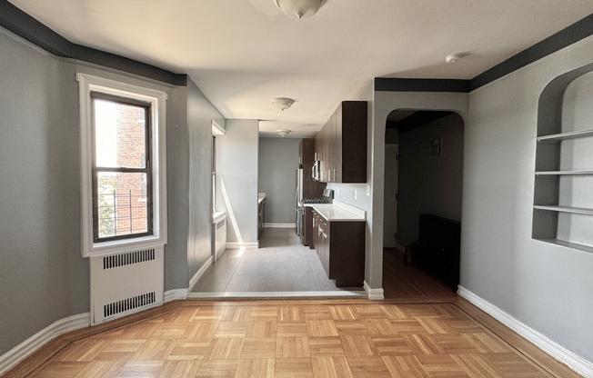 909 East 29th Street