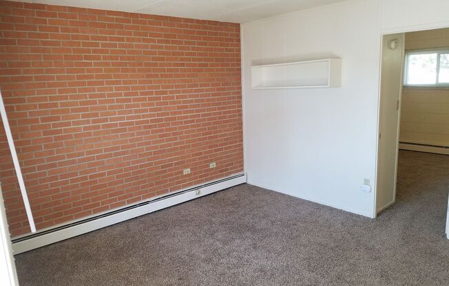 1 bed, 1 bath, 500 sqft, $600, Unit 1C