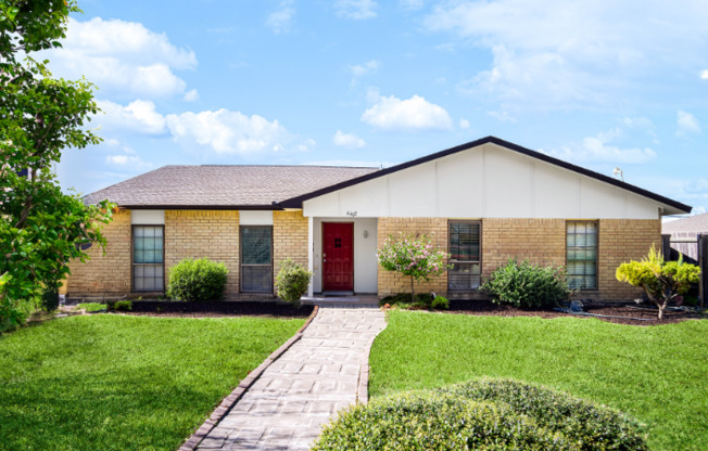 6407 CHINABERRY TRL