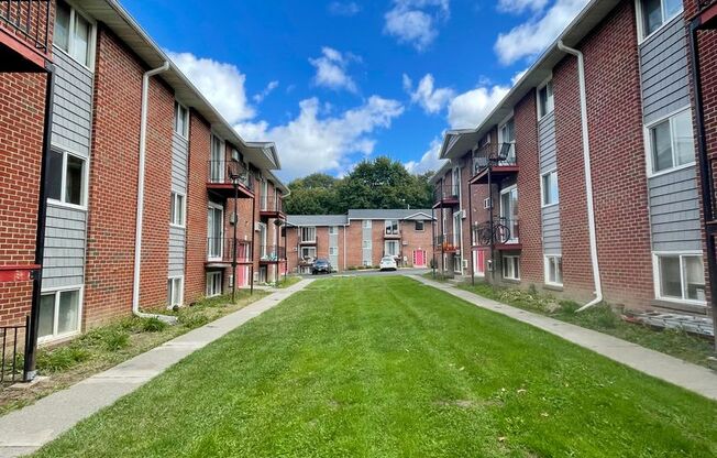 4460 Milton Avenue Camillus Villager Apartments