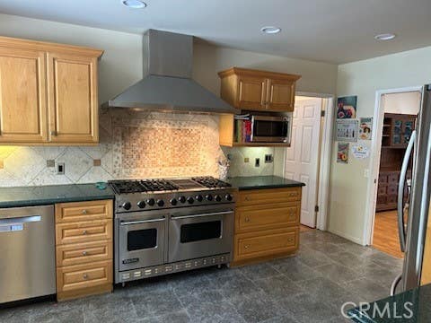 1109 CHANTILLY RD