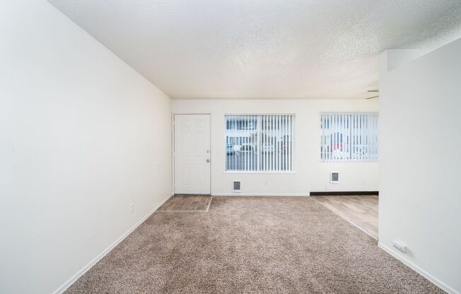 1 bed, 1 bath, 620 sqft, $1,195, Unit 25