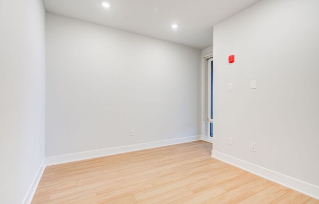 1 bed, 1 bath, 730 sqft, $1,600, Unit 309