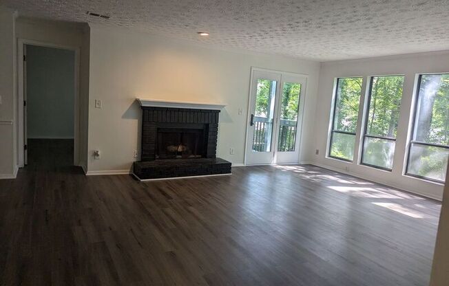 101 WARM SPG CIR