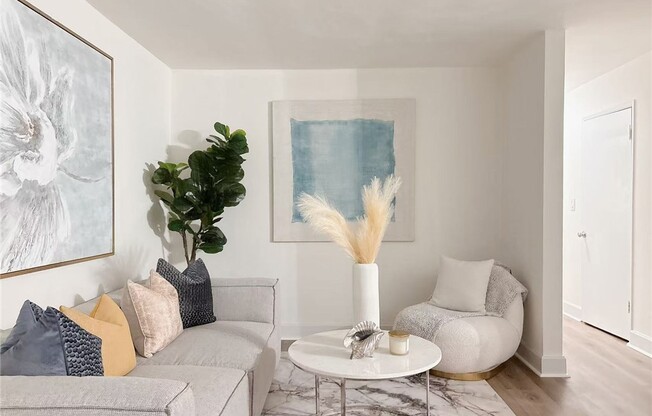 1250 W 37 ST