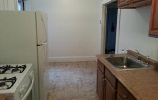 1 bed, 1 bath, $2,400, Unit 1