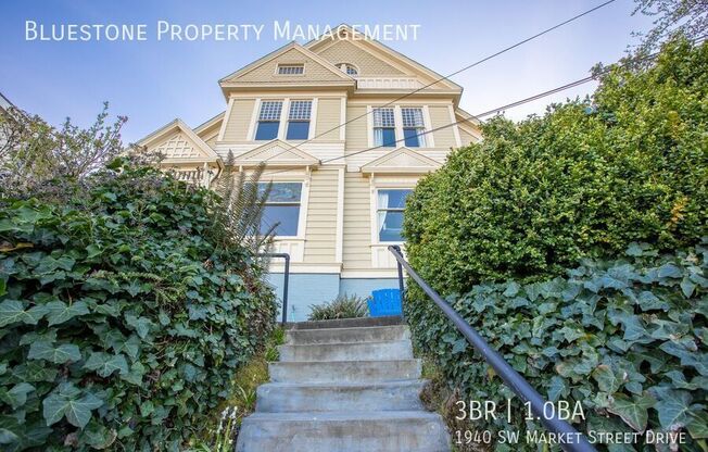 1940 SW MARKET ST DR