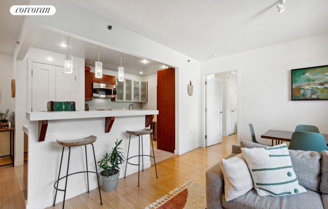 301 W 115 ST