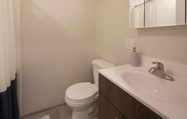 Studio, 1 bath, 350 sqft, $1,995, Unit 209