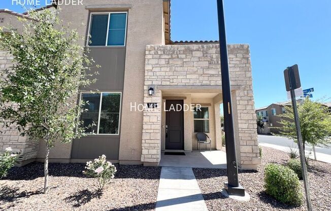 779 E DORAL AVE