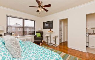 Studio, 1 bath, $1,195, Unit 404