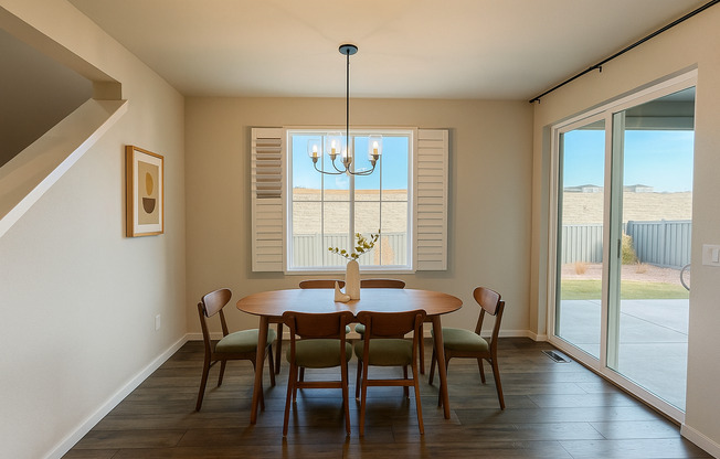 Gorgeous 3 Bedroom + Office Home Close to Memorial North!