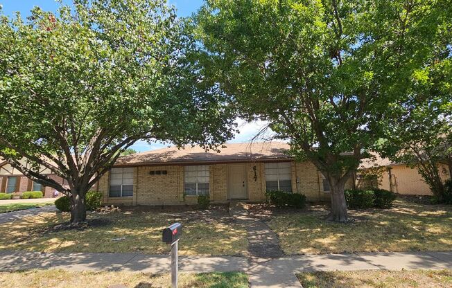 617 CARAVACA DR.