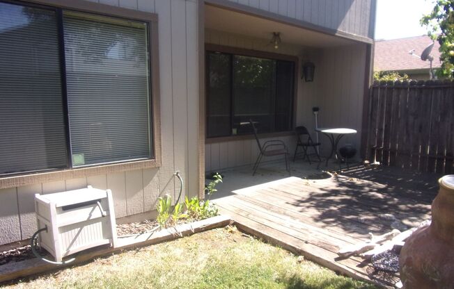 3 beds, 2.5 baths, $2,700, Unit Vacaville, CA  95687