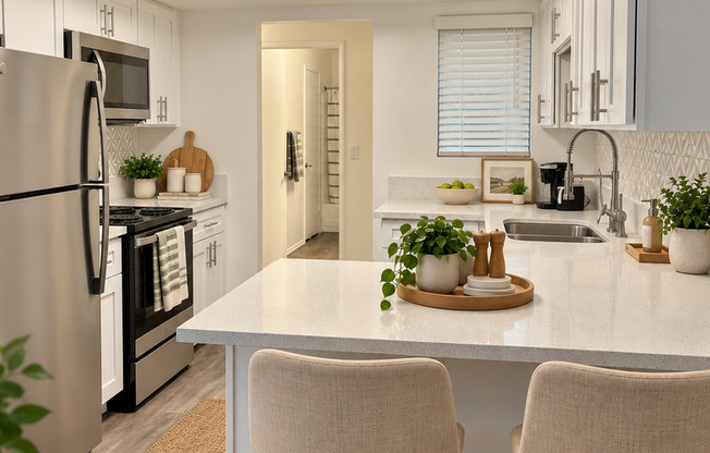 1 bed, 1 bath, 865 sqft, $2,440, Unit 1005
