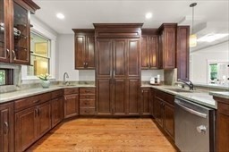5 beds, 4 baths, 3,498 sqft, $9,900, Unit 2