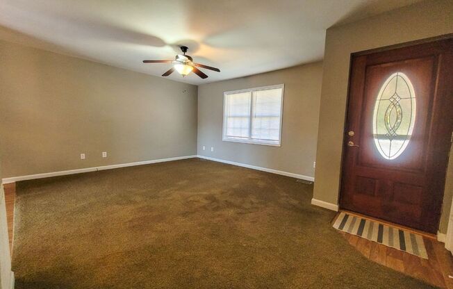 Spacious 3BD, 2.5BA Duplex in Clayton with Large Fenced Backyard