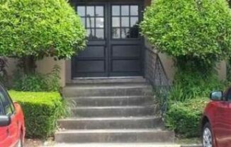 Renovated 2 Bedroom / 2 Bath Condo for Rent