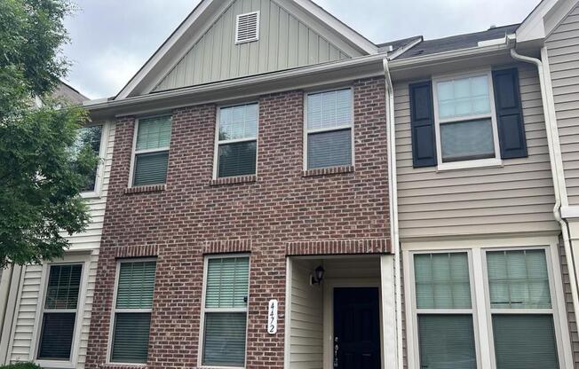 4472 MIDDLETOWN DR