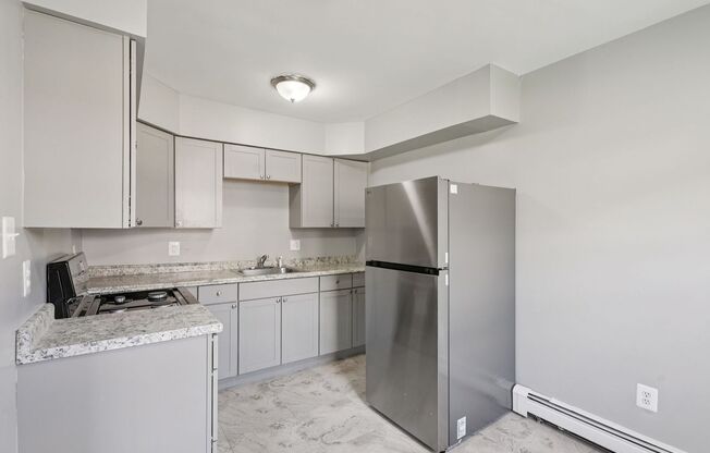 2 beds, 1 bath, 763 sqft, $1,585, Unit A5