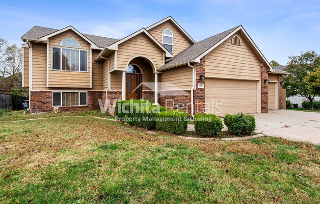 5 bedroom 3 bath home in Derby