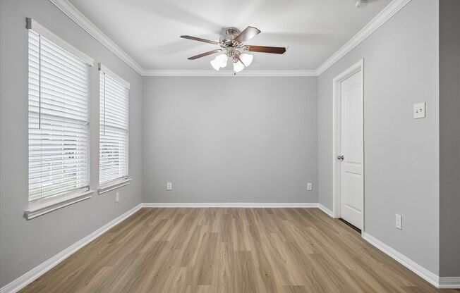 1548 Ashland