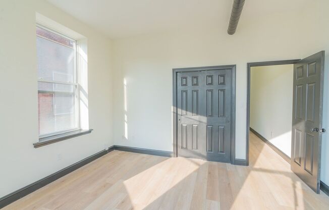2 beds, 1 bath, 700 sqft, $1,550, Unit 1420-D