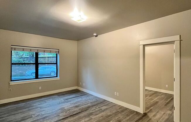 2 beds, 1 bath, $1,795, Unit 5