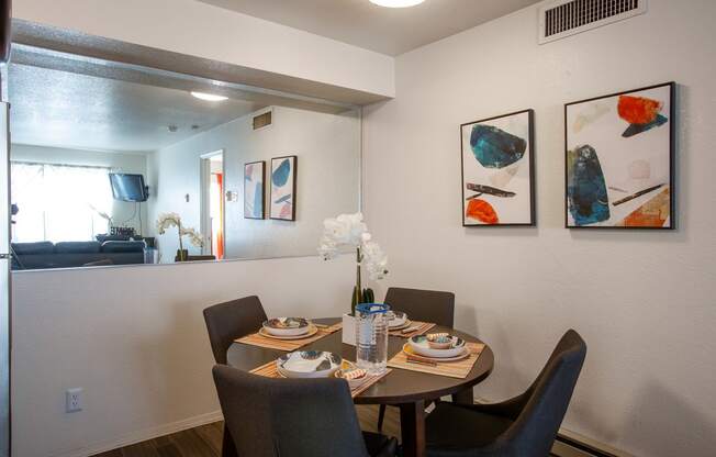 Dining Area at Whispering Sands Apartments in Albuquerque