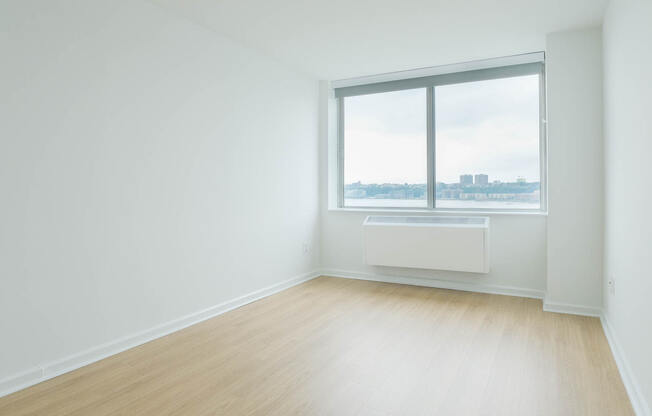 1 bed, 1 bath, 594 sqft, $5,145, Unit 17O
