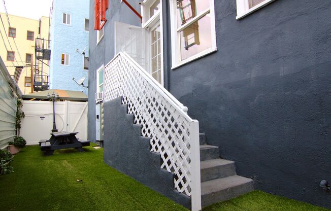 Studio, 1 bath, 450 sqft, $1,745, Unit Unit #209