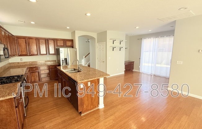 1740 GRANITE CHIEF DR