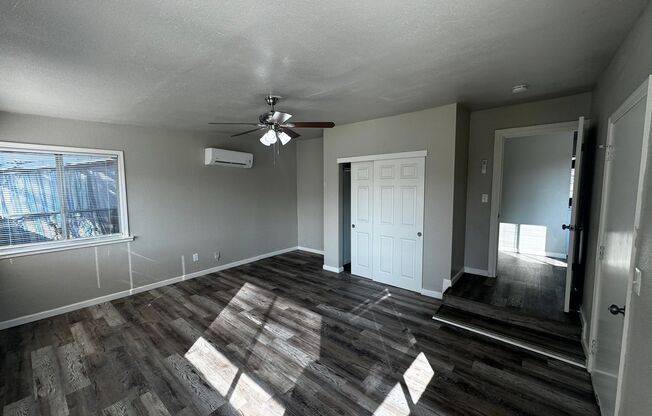 3 beds, 1 bath, $1,595