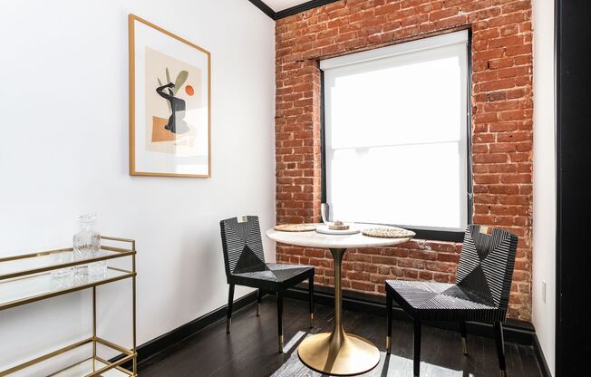 Studio, 1 bath, 300 sqft, $2,000, Unit 311