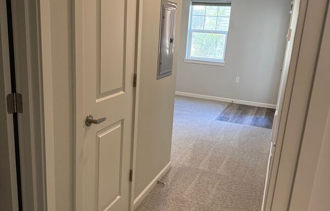 2 beds, 2 baths, 990 sqft, $1,425, Unit 211-H146